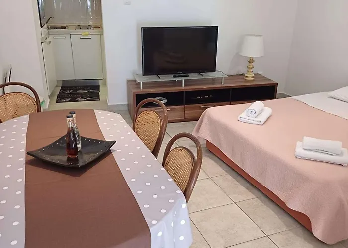 Apartament With Parking Space Draga Bascanska, Krk - 22861 Draga Bašćanska